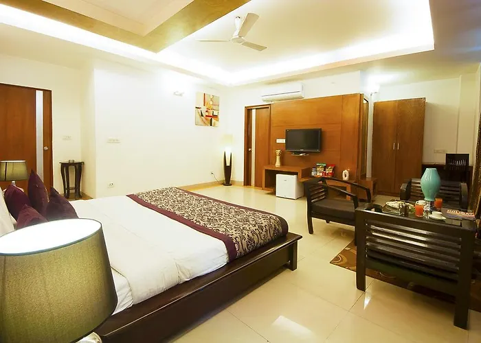 Premier King Suite